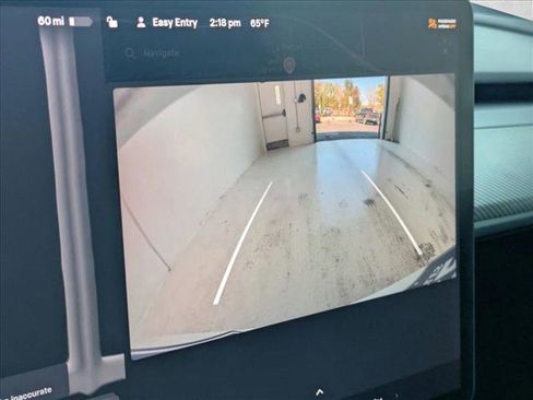 Used 2022 Tesla Model Y Performance image 13