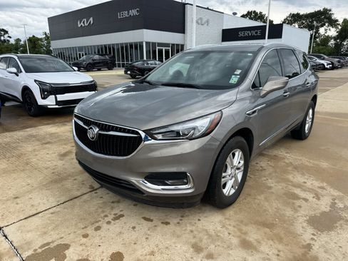 Used 2019 Buick Enclave Essence FWD image 4