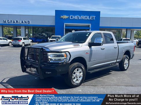 Used 2024 RAM 3500 Laramie AWD/4WD image 1
