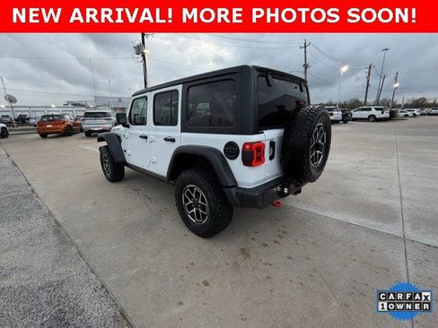 Used 2025 Jeep Wrangler Rubicon image 2