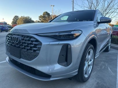 New 2025 Audi Q5 2.0T Premium Plus