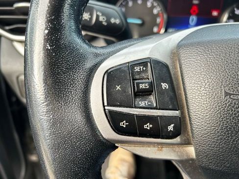 Used 2022 Ford Explorer XLT w/ Equipment Group 202A image 15