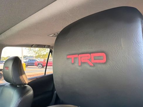 Used 2022 Toyota 4Runner TRD Off-Road Premium w/ TRD Black Wheel Package (TMS) AWD/4WD image 6