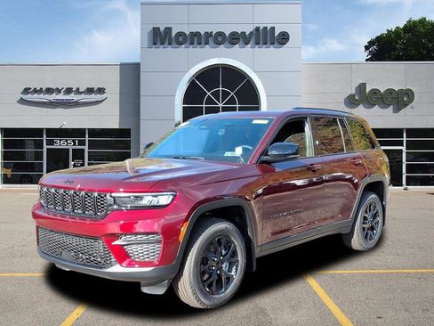 New 2025 Jeep Grand Cherokee Altitude image 1