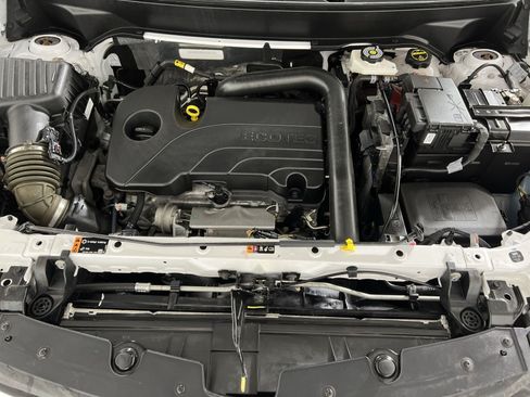 Used 2024 Chevrolet Equinox LS AWD/4WD image 25
