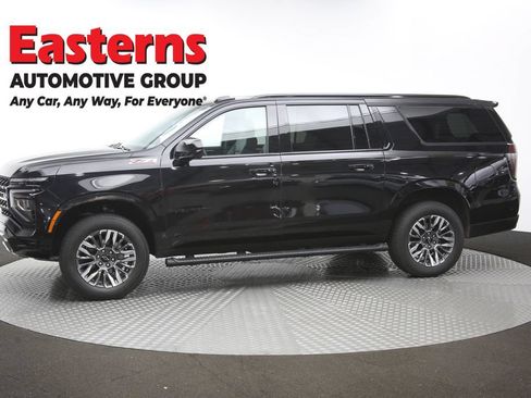 Used 2025 Chevrolet Suburban Z71 AWD/4WD image 61