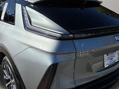 Used 2025 Cadillac Lyriq Sport image 36