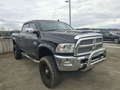 Used 2015 RAM 2500 Laramie image 2