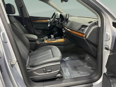 Certified 2023 Audi Q5 2.0T Premium w/ Convenience Package image 21