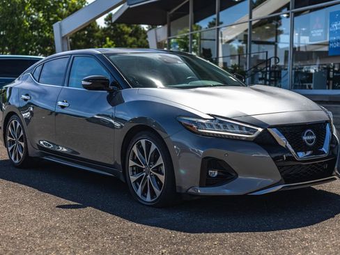 Used 2023 Nissan Maxima Platinum FWD image 6