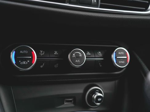 New 2025 Alfa Romeo Stelvio Sprint w/ Convenience Package image 30