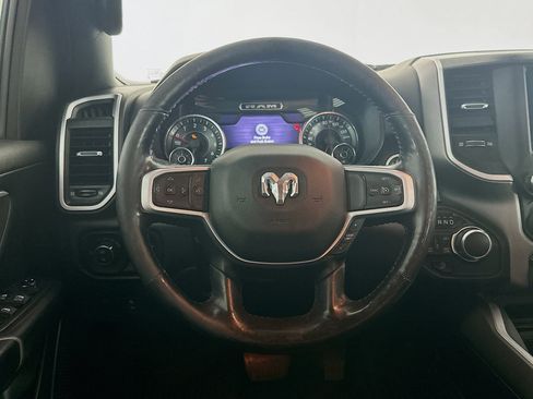 Used 2020 RAM 1500 Big Horn AWD/4WD image 17