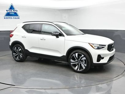 New 2026 Volvo XC40 B5 Plus w/ Climate Package
