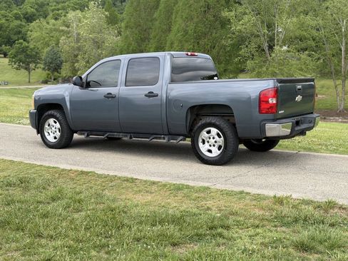 Used 2008 Chevrolet Silverado 1500 LT w/ Power Pack Plus AWD/4WD image 2