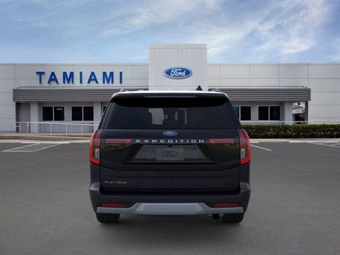 New 2026 Ford Expedition Platinum w/ Driver's Package AWD/4WD image 5