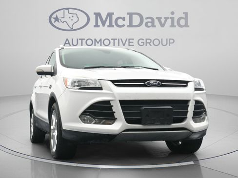 Used 2016 Ford Escape Titanium FWD image 25