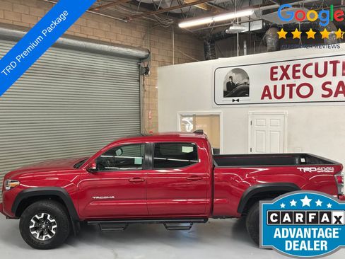 Used 2023 Toyota Tacoma TRD Off-Road w/ TRD Premium Off Road Package AWD/4WD image 8