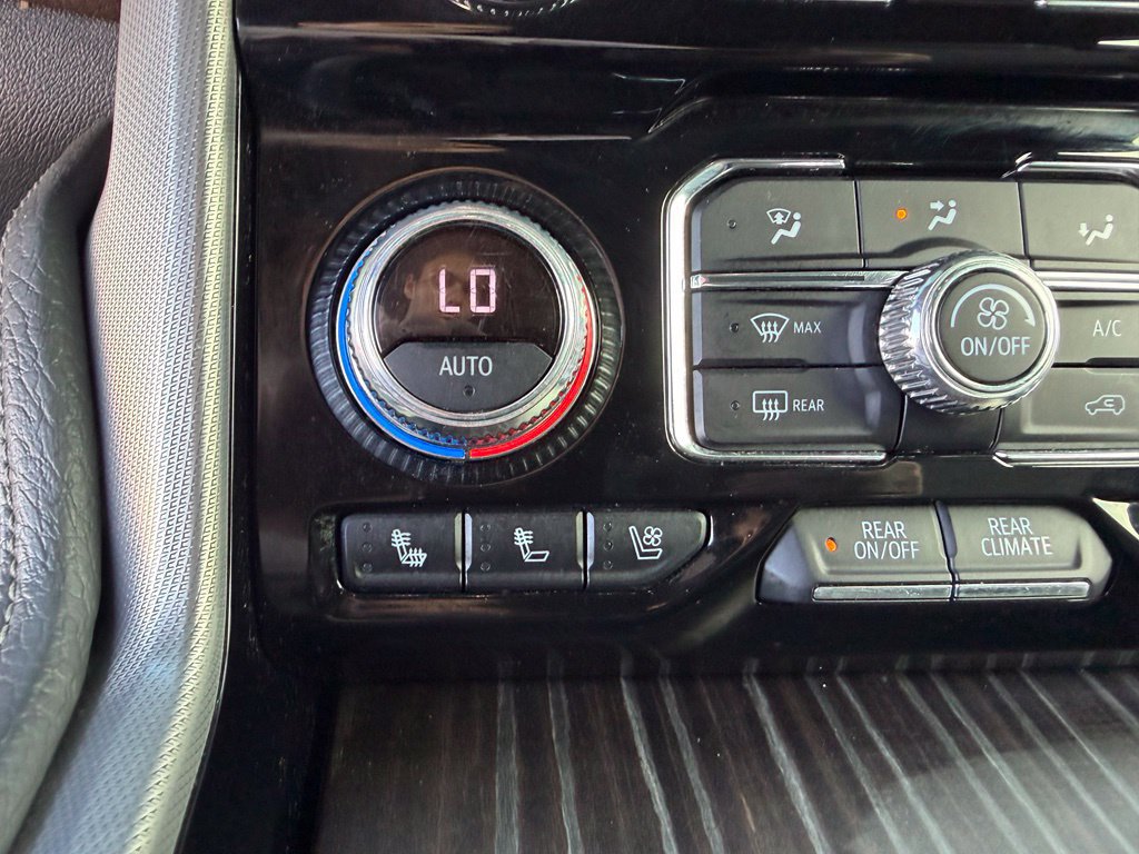 Used 2021 GMC Yukon XL Denali w/ Denali Premium Package AWD/4WD image 41