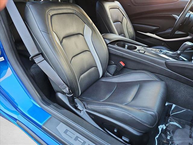 Used 2018 Chevrolet Camaro LT RWD image 19
