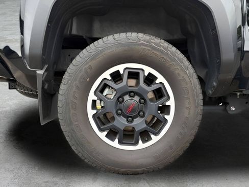 Used 2024 Toyota Tacoma TRD Off-Road AWD/4WD image 23