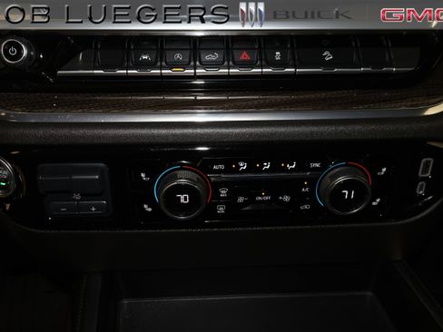 Certified 2023 Chevrolet Silverado 1500 RST w/ Z71 Off-Road Package AWD/4WD image 23