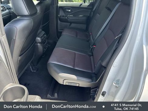 Used 2025 Honda Ridgeline Black Edition image 14