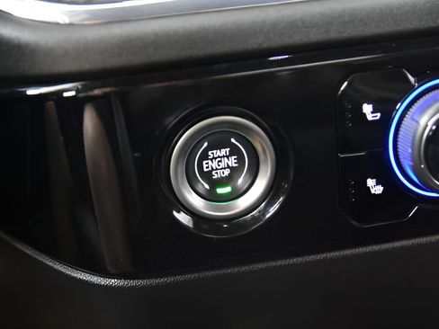 Used 2024 Chevrolet Silverado 1500 LT RWD image 30