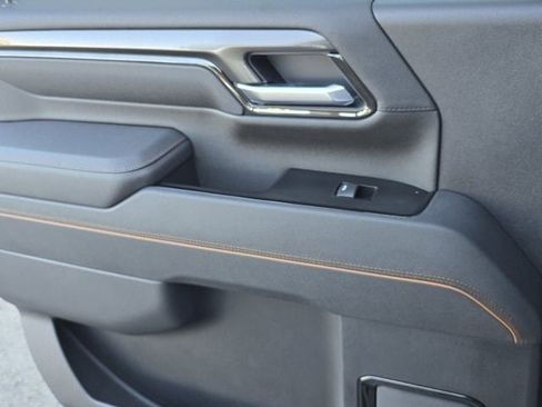 New 2025 GMC Sierra 2500 AT4 w/ AT4 Premium Plus Package image 23