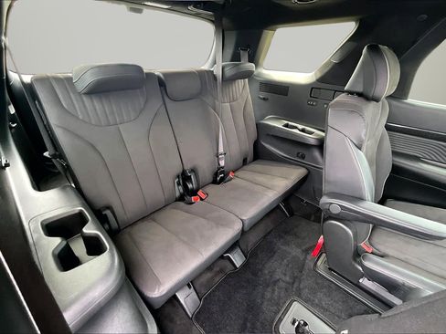 Used 2025 Hyundai Palisade Calligraphy AWD/4WD image 25