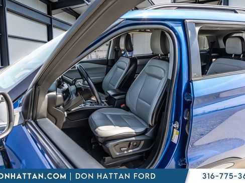 Used 2021 Ford Explorer XLT w/ Equipment Group 202A AWD/4WD image 16