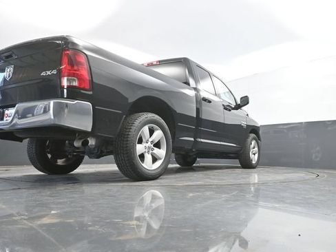 Used 2024 RAM 1500 Classic SLT AWD/4WD image 38
