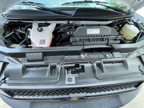 New 2026 Chevrolet Express 3500 LS RWD image 34