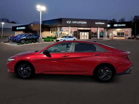 New 2026 Hyundai Elantra Sport image 3