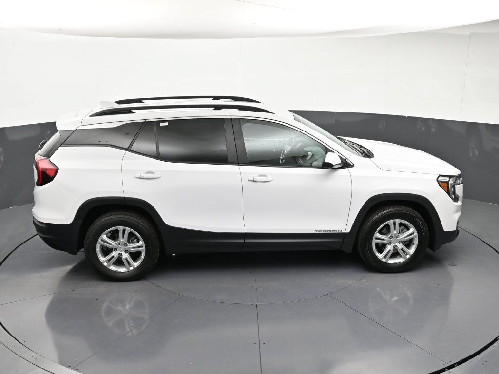 Certified 2022 GMC Terrain SLE w/ Driver Convenience Package AWD/4WD image 21
