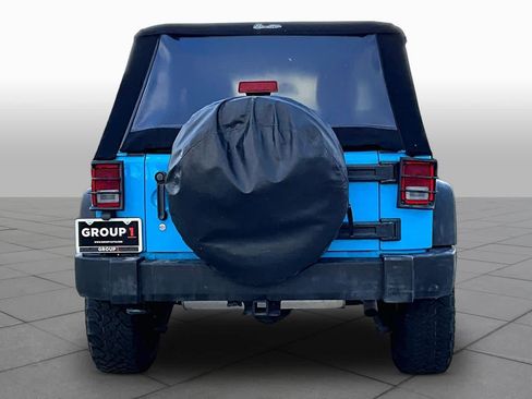 Used 2018 Jeep Wrangler Unlimited Sport S image 5