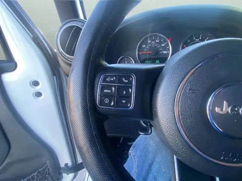 Used 2017 Jeep Wrangler Unlimited Sport w/ Quick Order Package 24S AWD/4WD image 20