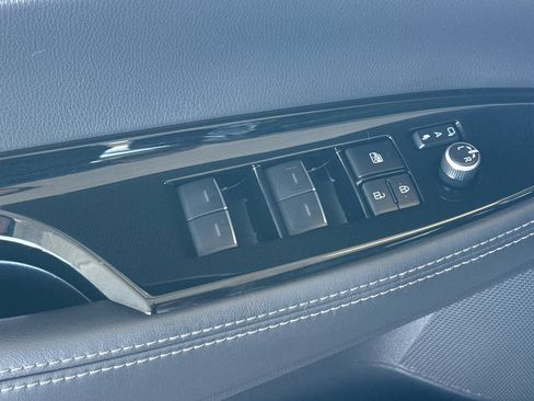 Certified 2023 Toyota Mirai XLE image 17