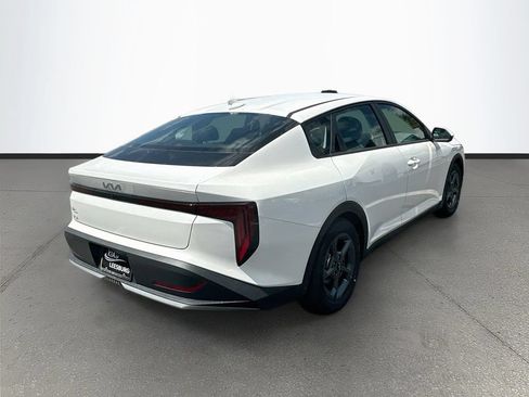 New 2026 Kia K4 FWD image 7