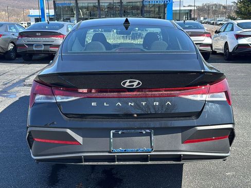 New 2026 Hyundai Elantra Sport image 6