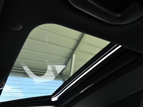 Used 2022 Mercedes-Benz C 300 4MATIC Sedan image 26