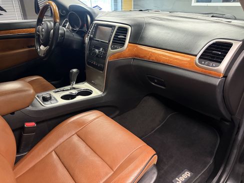Used 2012 Jeep Grand Cherokee Overland AWD/4WD image 14