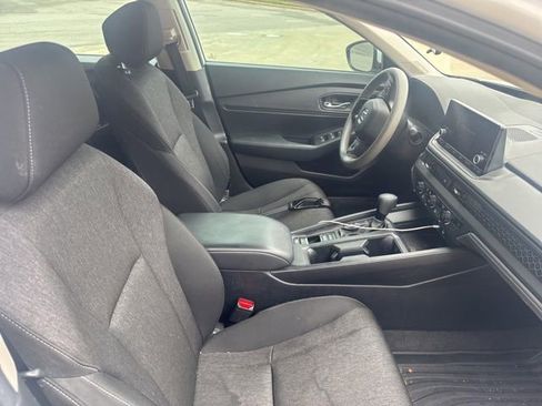 Used 2023 Honda Accord EX image 4