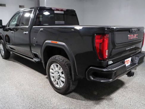 Used 2021 GMC Sierra 2500 Denali w/ Denali Ultimate Package image 9
