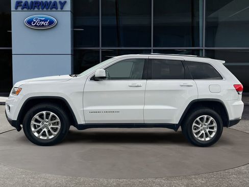Used 2015 Jeep Grand Cherokee Laredo w/ Quick Order Package 23E AWD/4WD image 8