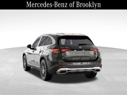 Certified 2025 Mercedes-Benz GLC 300 4MATIC image 27