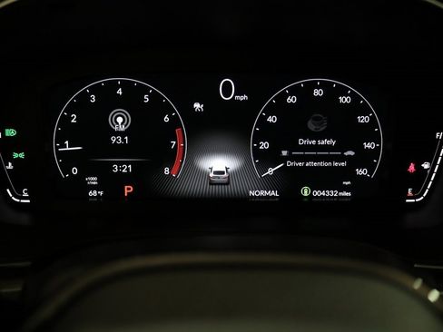 Certified 2025 Acura Integra image 3