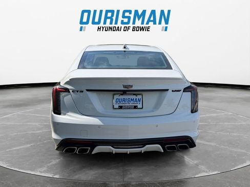 Used 2023 Cadillac CT5 V w/ Platinum Package RWD image 5
