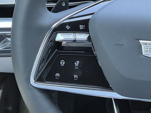 New 2026 Cadillac Lyriq Premium Luxury image 11