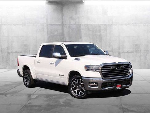 Used 2026 RAM 1500 Laramie AWD/4WD image 2
