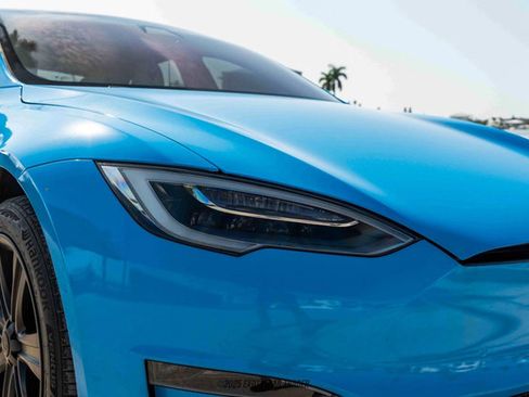 Used 2022 Tesla Model S Plaid image 46